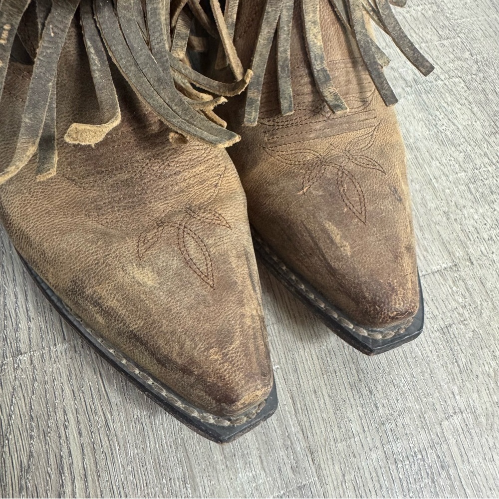 Dingo Western Ankle Boot Women’s 6.5 Brown Leather Fringe Distressed Studded - Picture 11 of 11